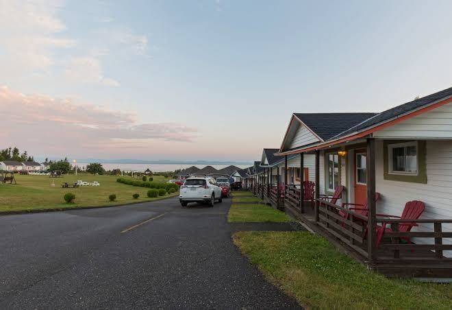 Motel au fleuve d'argent