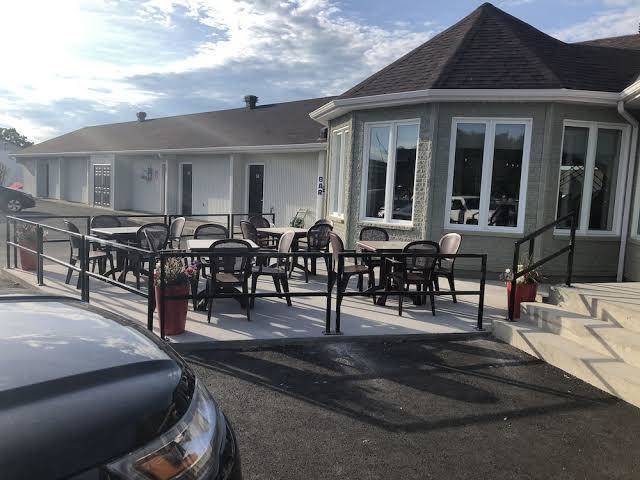 L'intrigue bistro et hebergement