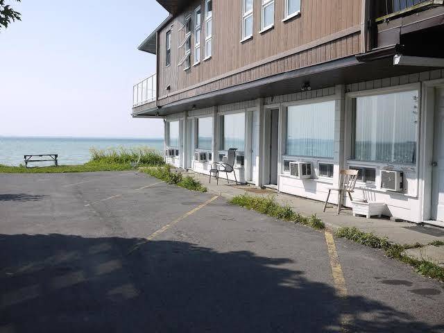 Motel Rive Du Lac Image