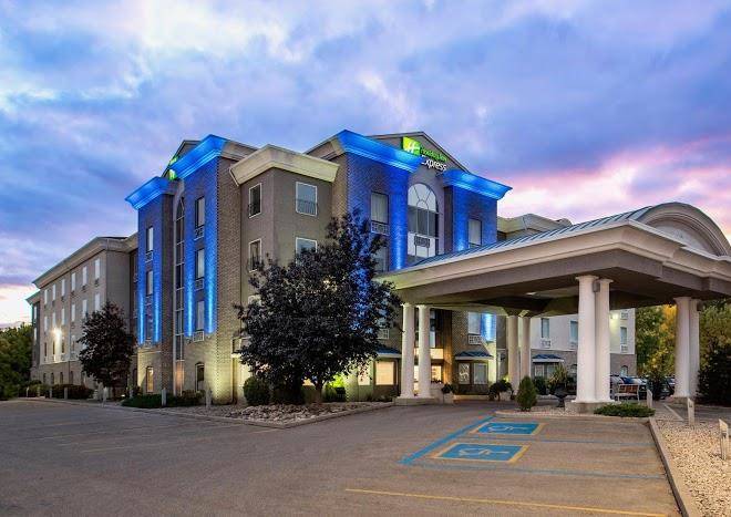 Holiday Inn Express & Suites Saskatoon Centre Image