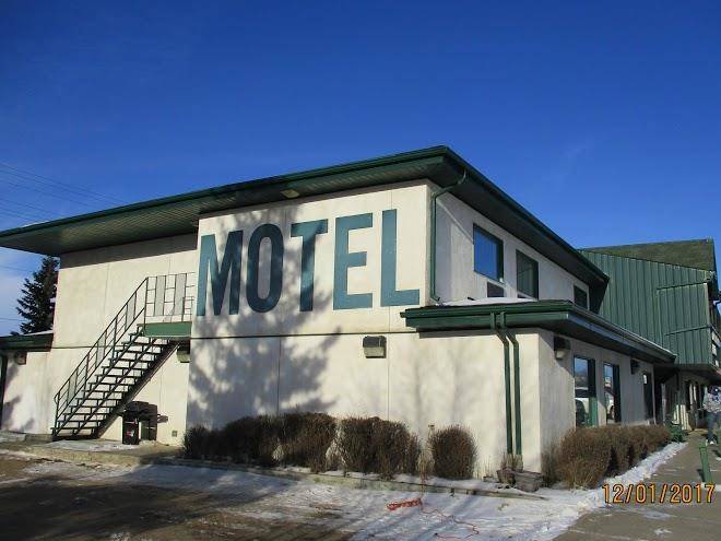 Four seasons motel