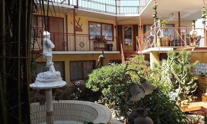 Hotel puerto caliche