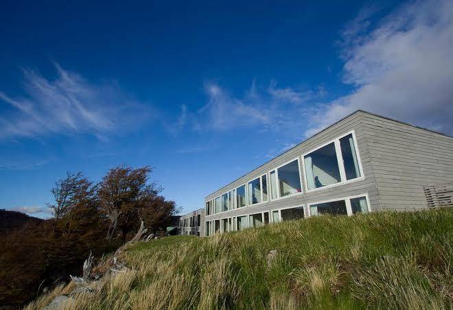 Hotel lago grey torres del paine chile