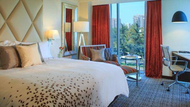 Renaissance santiago hotel