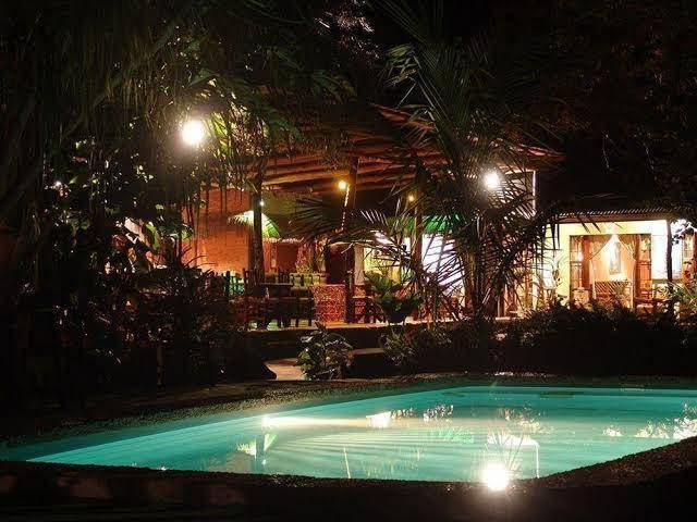Hotel manavai