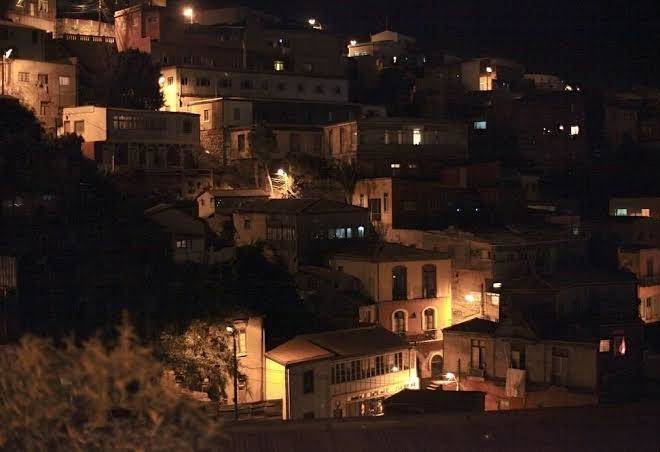 La Mano De Monja Image