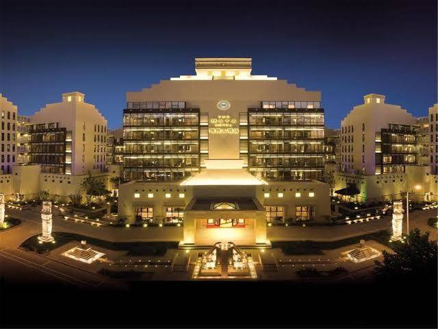 Maya island hotel