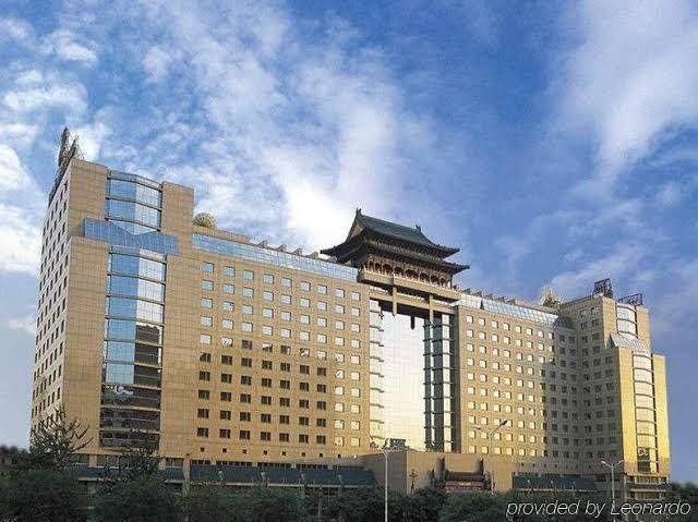 Jade palace hotel
