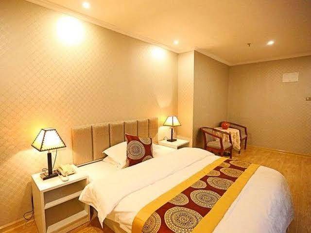 Yuejia yibao hotel xiamen