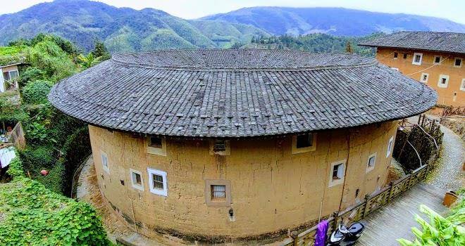 Zhangzhou tulou xiaofeng station