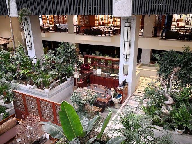 Intercontinental diebu rock hotel