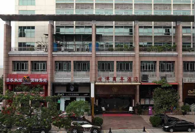 Global business hotel