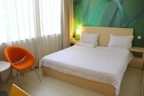 A8 hotel