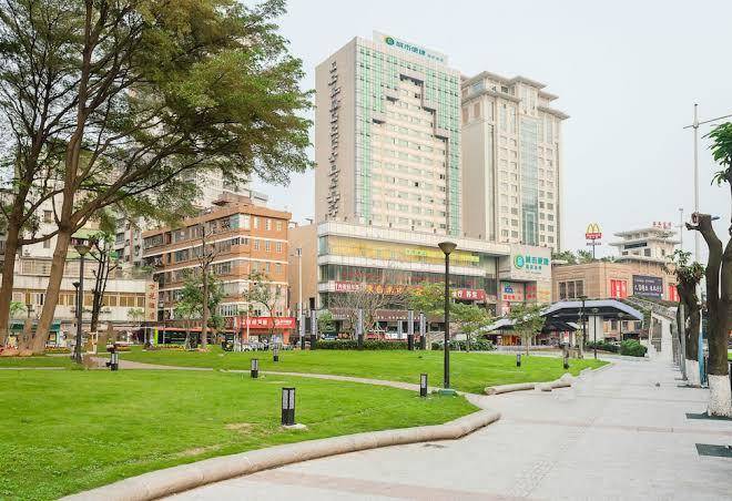 City convenient hotel