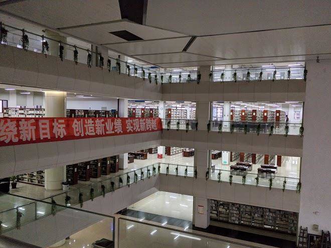 Four Seasons Spring Hotel Image