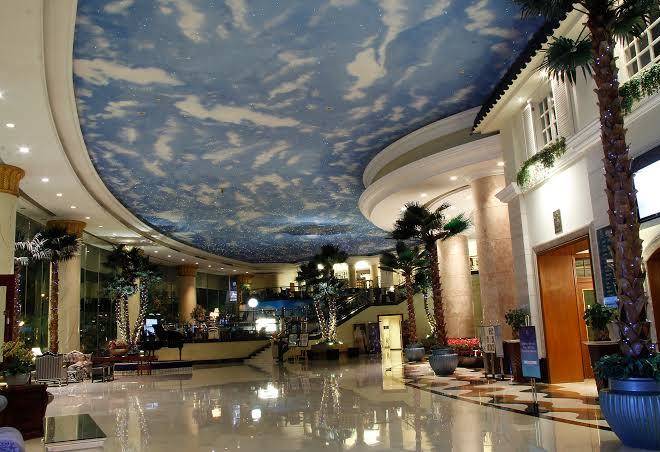 Royal marina plaza