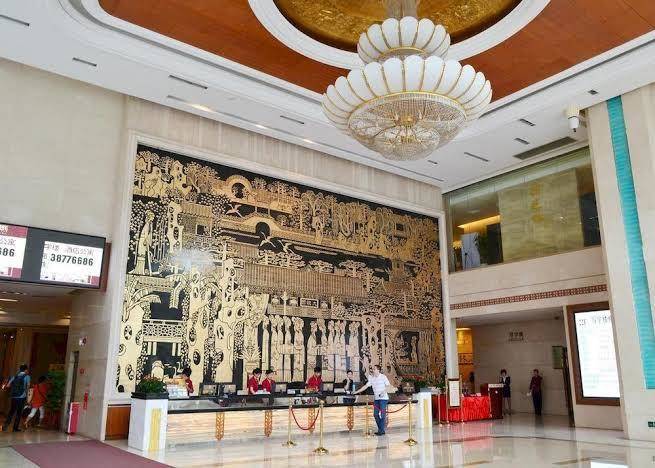 Vili international hotel