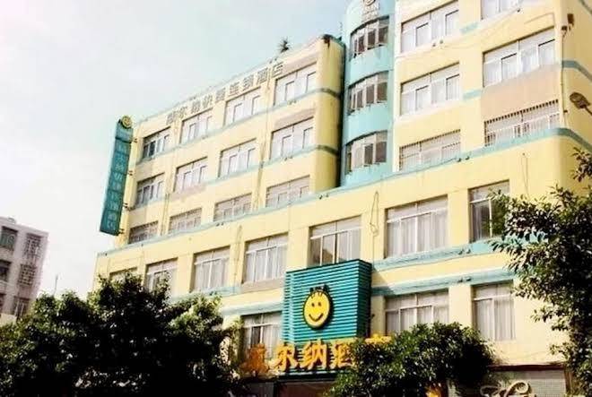 Wain fast chain hotel