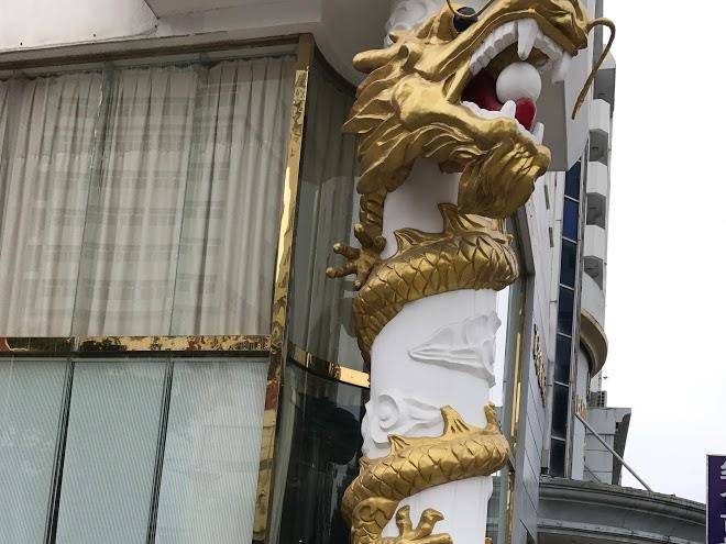 Broadway Hotel Image