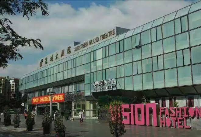 Vision fashion hotel