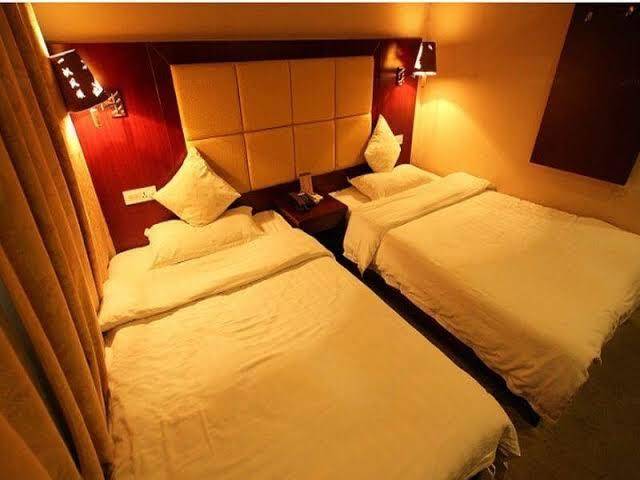 Guilin jinxiuxiaoxiang business hotel