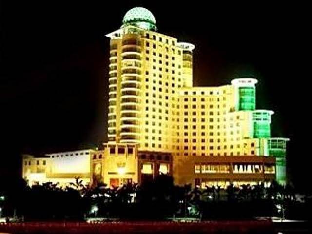 5 star wharton international hotel