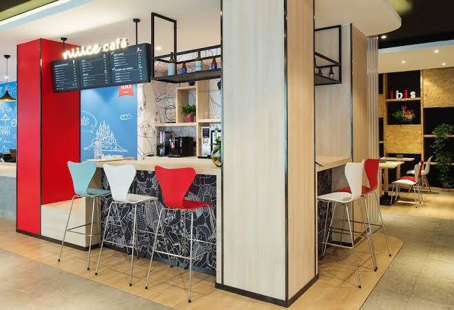 Ibis Harbin Central Street Hotel Image