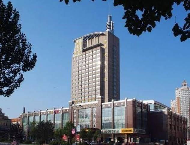Milky way hotel