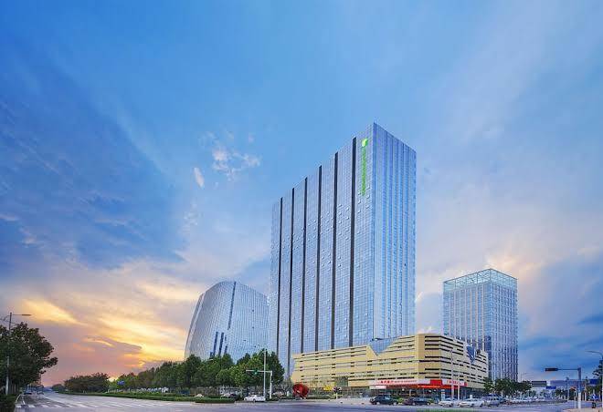 Holiday inn express zhengzhou longzi lake