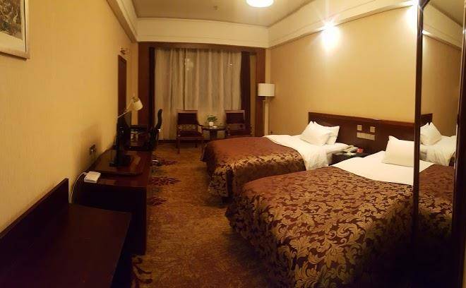 Hongrun huaxia hotel