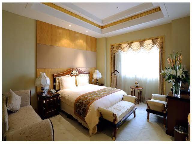 Xingya jianguo hotel