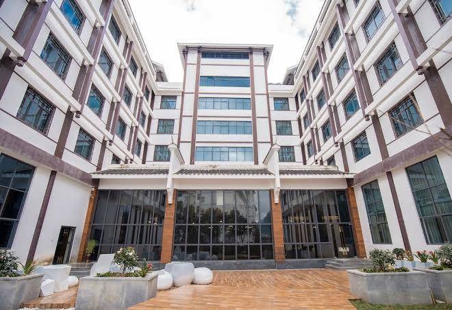 Best western plus hotel