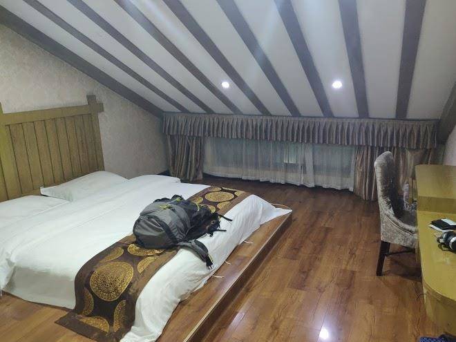 Yichengle themed hotel