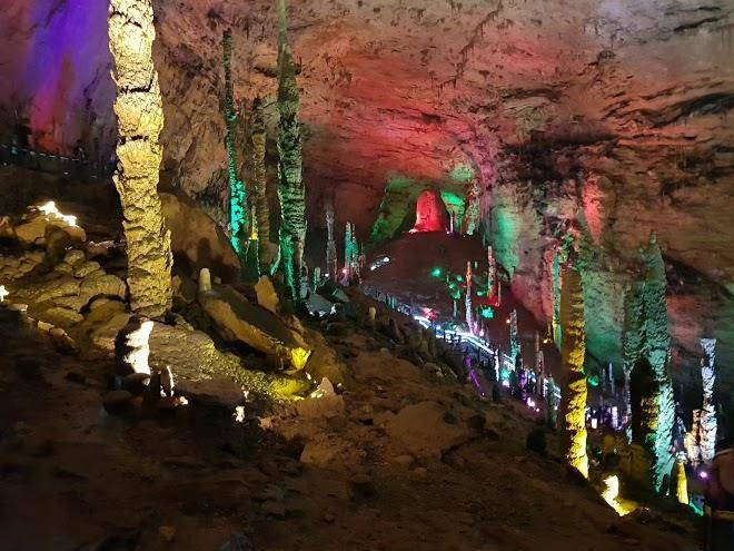 Zhangjiajie daxiangxi hotel
