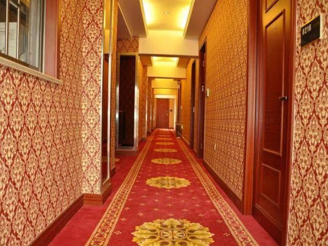 Nanjing lukou qiudu hotel