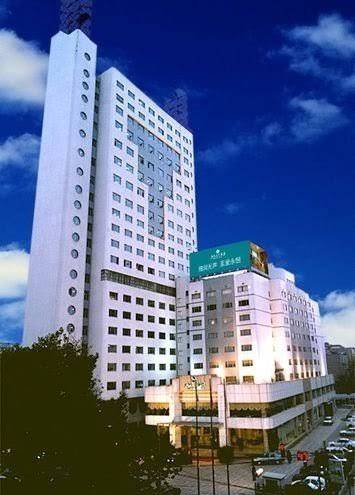 New era international hotel