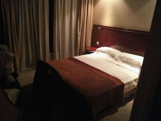 Jialixiushui business hotel