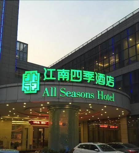 All seasons hotel