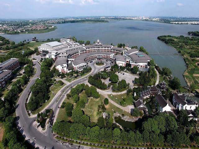 Tongli lake hotel suzhou
