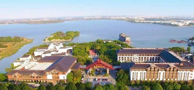 Tongli lake resort