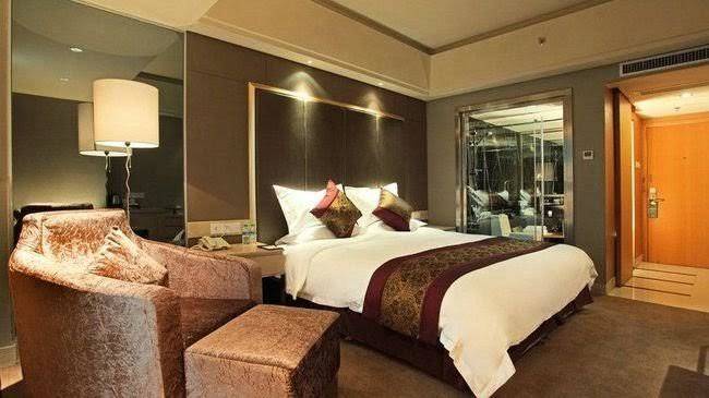 Grand regency hotel