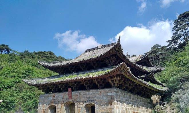 Golden Bay Holiday Hotel Image