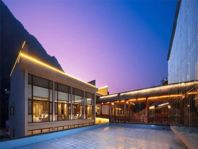 Sanqingshan New Century Resort Image
