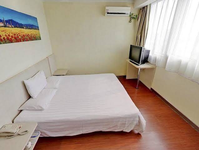 Hanting express hotel changchun anda street