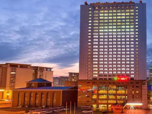 Bolt hotel