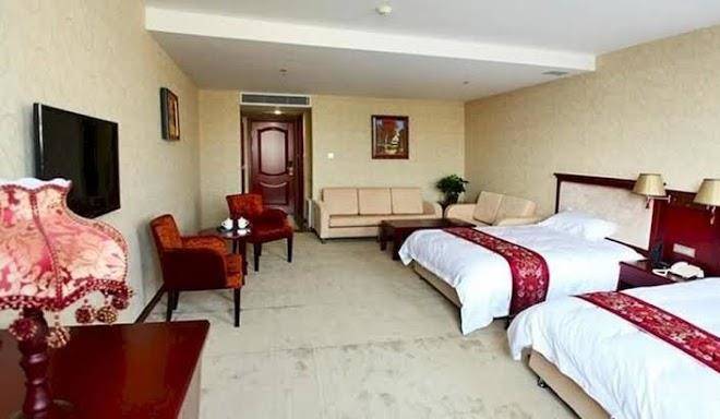 Dalian tongbao hotel