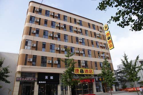 Super 8 dalian development zone