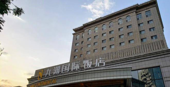 Nine continental hotel