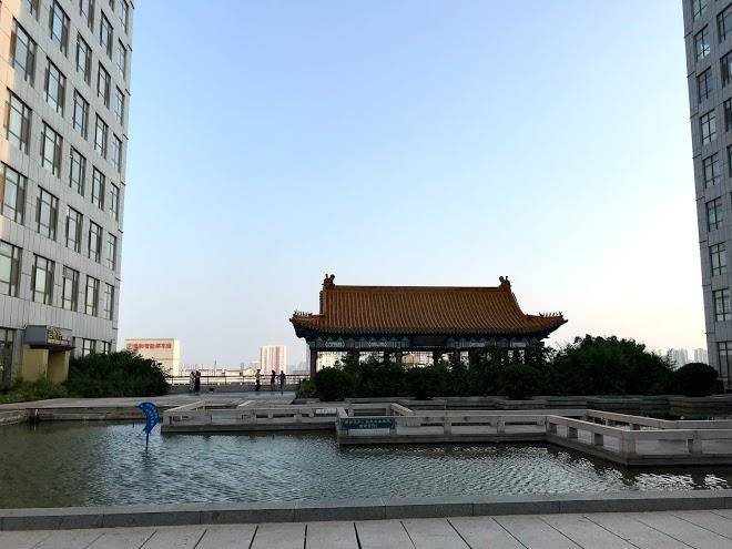 Jinghang holiday hotel