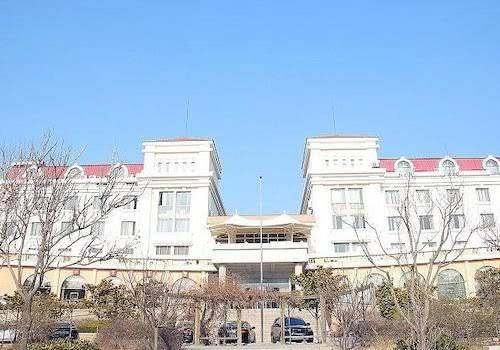 Wolong shanshui hotel qingdao